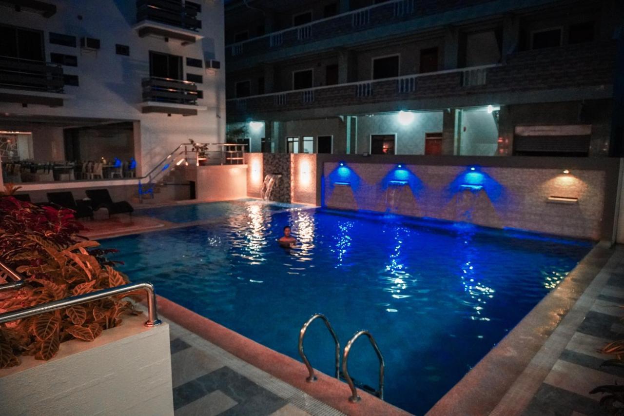 The Mang-Yan Grand Hotel Powered By Cocotel Puerto Galera Eksteriør bilde